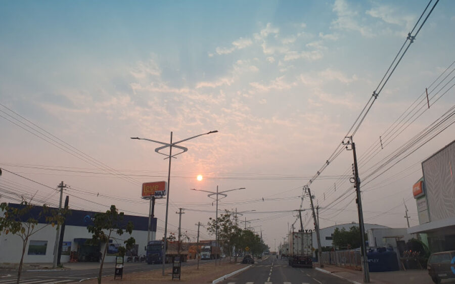 Fumaça e forte cheiro das queimadas reaparece na região norte de MS