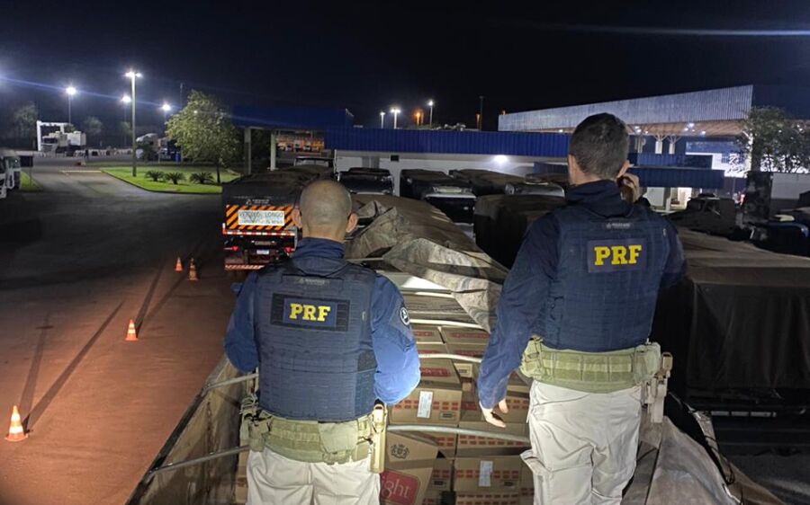 Polícia apreende 600 mil maços de cigarros contrabandeados e recupera caminhão em MS