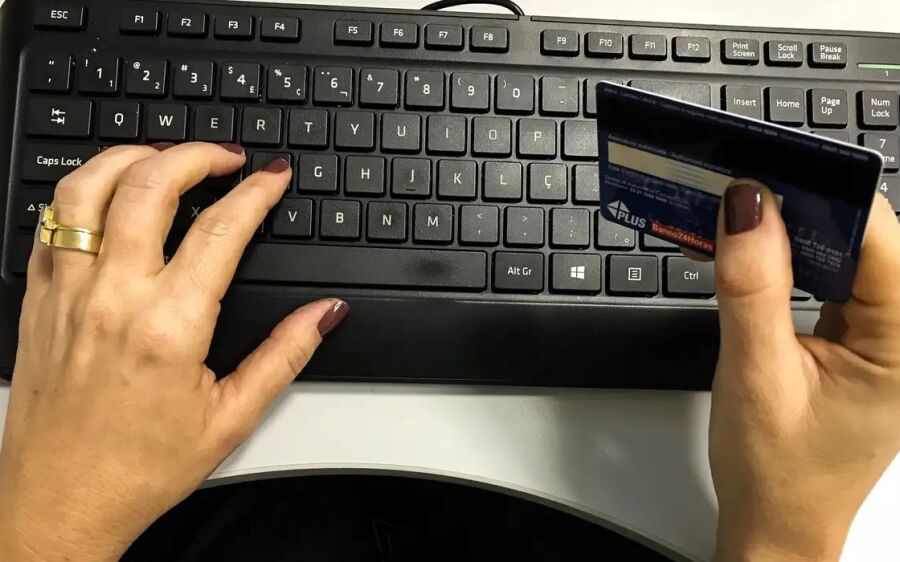 Entidade antecipa proibição de cartão de crédito para pagar bets