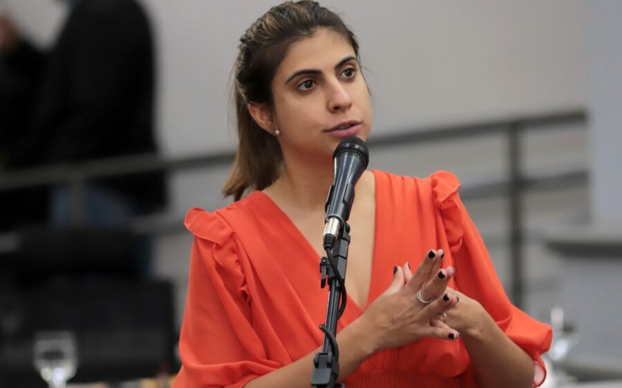 Mesmo na quarta colocação, Camila Jara celebra o aumento do eleitorado petista 