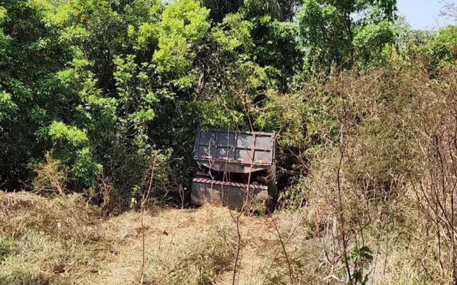 Tentativa de ultrapassagem mata motorista e passageiro fica em estado grave