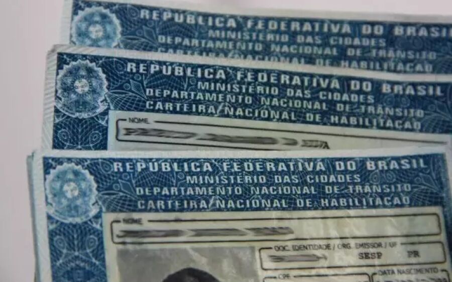 Projeto prevê renovação de CNH gratuita para pessoas de 60 anos com baixa renda