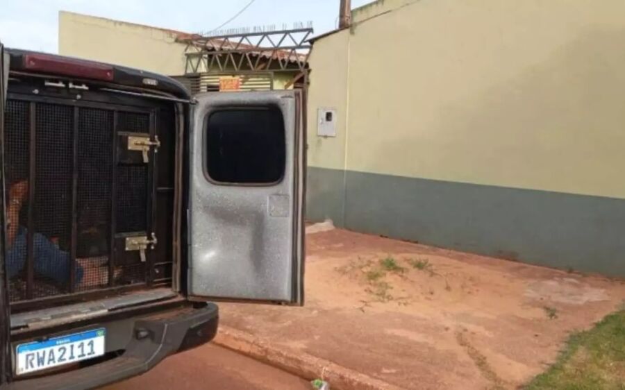Marido tenta simular suicídio após matar mulher estrangulada na frente do filho em MS