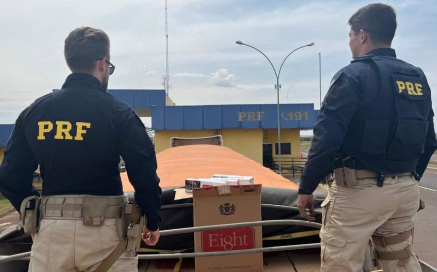 PRF apreende 300 mil maços de cigarros contrabandeados em MS