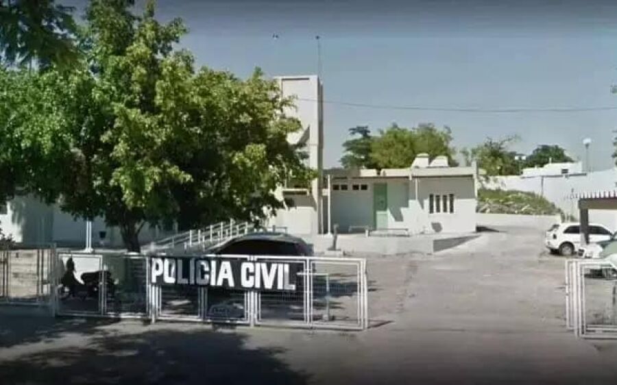 Homem é assassinado com 13 tiros na frente da irmã
