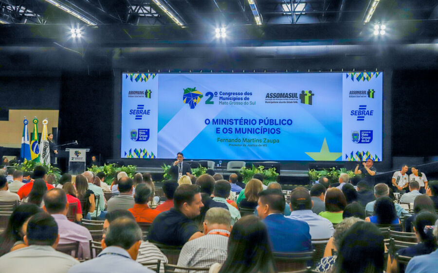 Prefeito de Coxim e comitiva participam do 2º Congresso dos Municípios de Mato Grosso do Sul