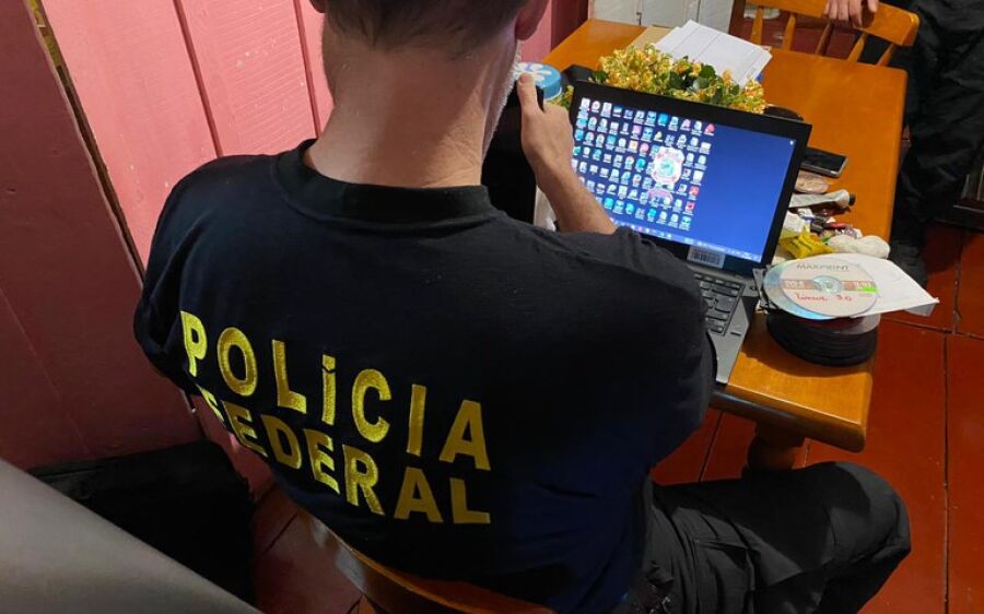 Computador com vídeos e fotos de abusos de crianças é apreendido pela PF em MS