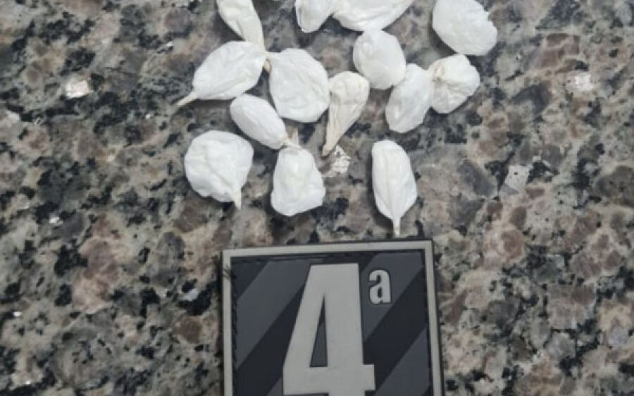 Jovem é preso por tráfico de drogas em Paraíso das Águas